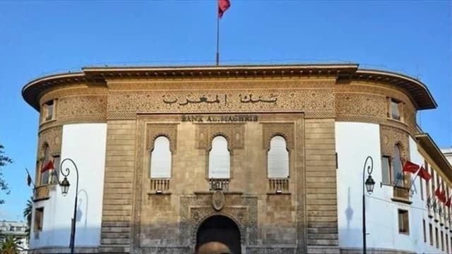 المغرب يتوقع اقتراض 6.1 مليارات دولار من الخارج في 2027