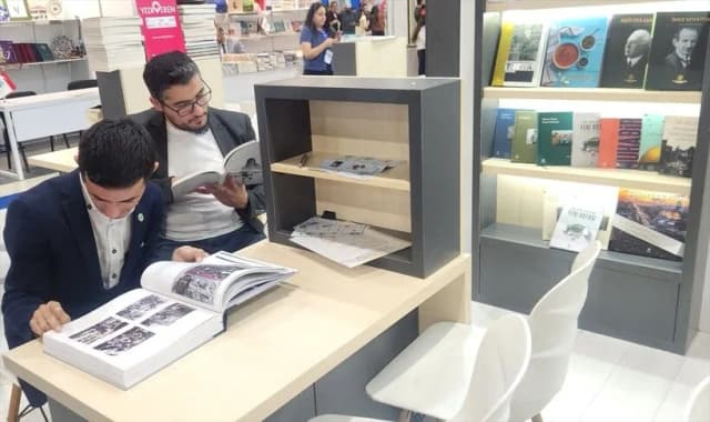 أذربيجان.. الأناضول تشارك بإصداراتها في معرض باكو للكتاب