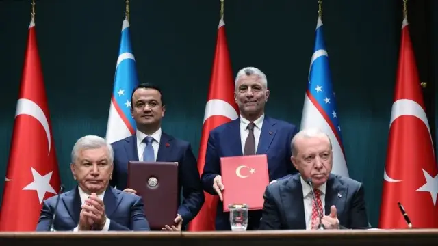 تركيا وأوزبكستان توقعان بروتوكولا لتعديل اتفاقية التجارة التفضيلية بينهما