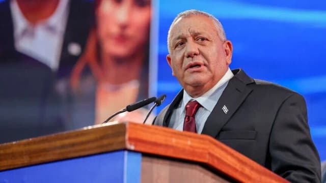 آيزنكوت: نتنياهو يسعى لتأخير نتائج الانتخابات ونزع الشرعية عن الكنيست