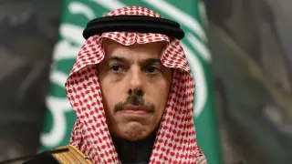 وزير الخارجية السعودي يبحث مع نظيريه الأمريكي والروسي قضايا المنطقة