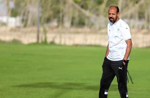 الوحدات الأردني يعلن رسميا تعاقده مع المدرب عماد النحاس