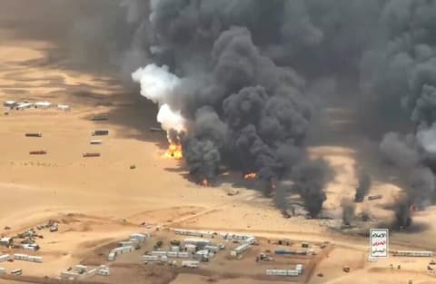 الحوثيون ينشرون مشاهد توثق استهداف "تحشيدات سعودية" على عدة جبهات