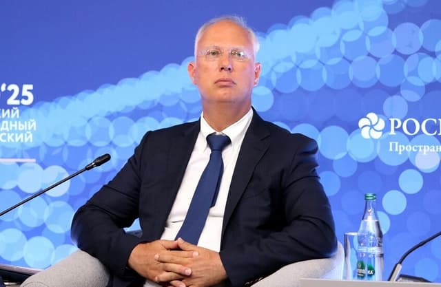 دميترييف يكشف المسؤول عن ارتفاع أسعار الكهرباء في أوروبا