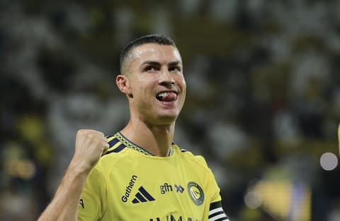 بدأ العد التنازلي.. رونالدو يقترب من الـ1000 هدف ويقود النصر نحو إنجاز الـ100 مباراة