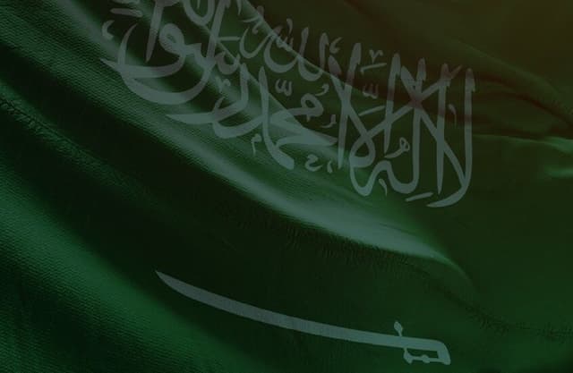 السعودية: وفاة مقيم باكستاني وإصابة 11 إثر الهجوم على مطار الملك خالد الدولي