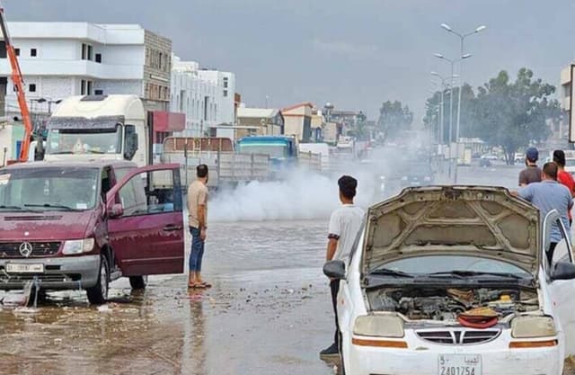 ليبيا.. أمطار غزيرة في طرابلس تودي بحياة شخصين