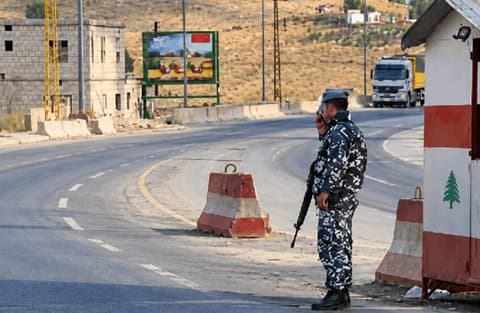 لبنان.. عون يطلب توسيع التحقيقات وحزب الله يرفض التخلي عن "شاحنة ضهر البيدر"