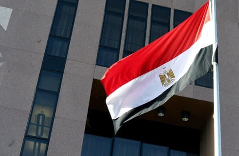 القاهرة تدق ناقوس الخطر بشأن أمن المنطقة وتتمسك بحماية البحر الأحمر