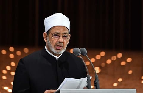 نداء عاجل من شيخ الأزهر لوقف نزيف الدماء وإنهاء صراعات المنطقة