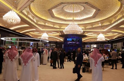 السعودية تؤجل مؤتمر "دافوس الصحراء" إلى العام المقبل