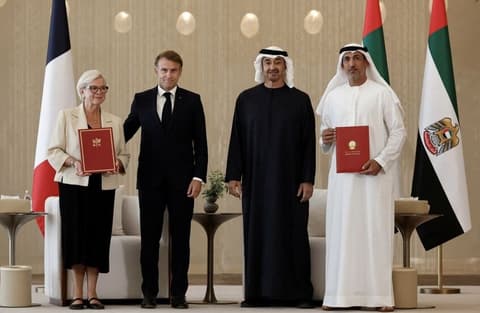 الإمارات وفرنسا تتبادلان إطار الشراكة الدفاعية الاستراتيجية