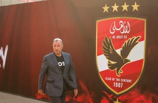 بعد اعتذار مدحت شلبي.. حكم قضائي جديد في قضية سب رئيس الأهلي محمود الخطيب
