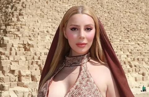 بعد مقاطع فاضحة.. مفاجأة بشأن السائحتين البرازيليتين الموقوفتين في مصر
