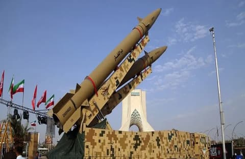 الحرس الثوري الإيراني: نستعد للكشف عن أقوى قنبلة على الإطلاق