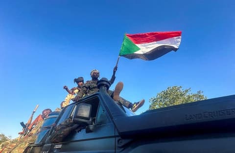السعودية ترفض الكيانات الموازية في السودان وتشدد على وحدة مؤسساته