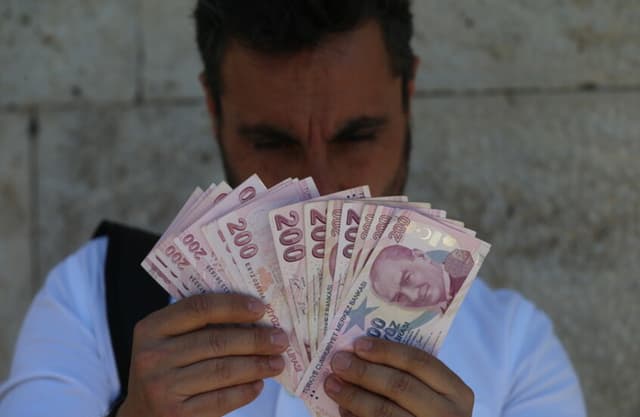 المركزي التركي يتخذ قرارا هو الأول منذ يناير 2026