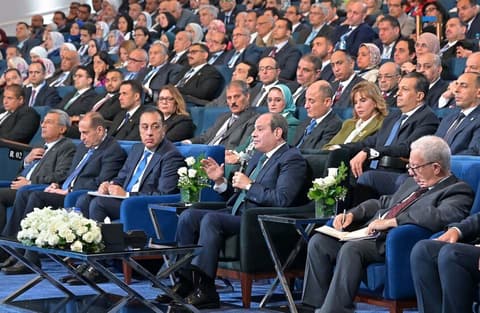 السيسي للمصريين: عمري ما كذبت عليكم.. (فيديو)