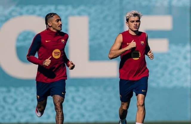 مدرب برشلونة يشعل أجواء الكلاسيكو عشية استضافة ريال مدريد