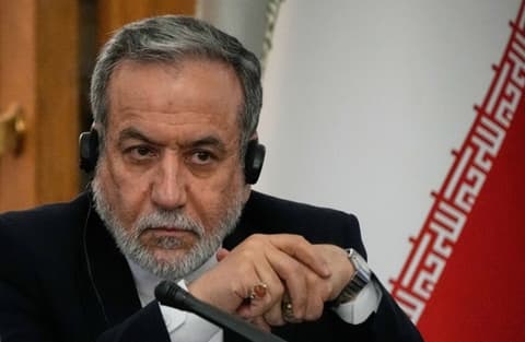 عراقجي: مضيق هرمز تغيّر إلى الأبد ومسارات جديدة تفرض نفسها