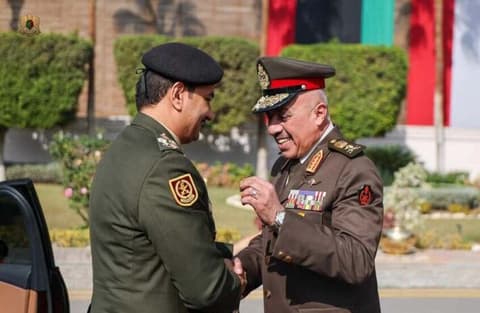 صدام حفتر يصل القاهرة وسط خلاف مصري ليبي بشأن اتفاقية تركيا
