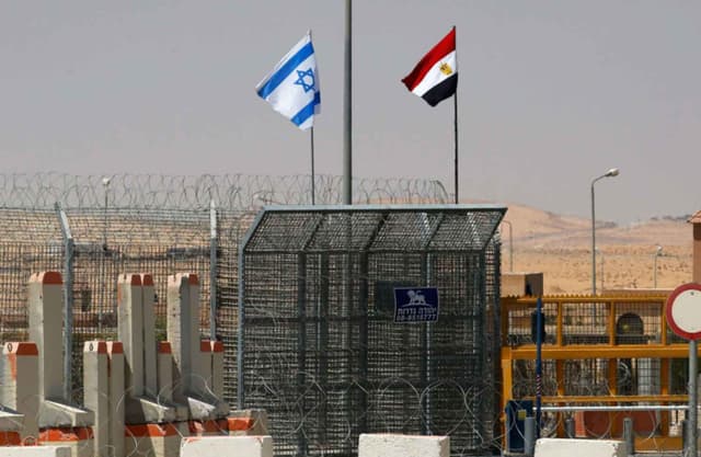مصر تصدر بيانا رسميا بعد إعلان إسرائيل اجتياز مصري للحدود