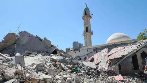 Lübnan'ın Kalile beldesindeki yıkım görüntülendi