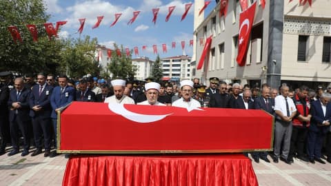 Şehit Uzman Çavuş Coşkun Sevim ebediyete uğurlandı