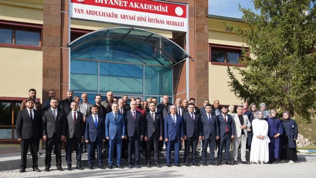 Akademi Başkanı Bostancı, Saha Buluşmalarına katıldı