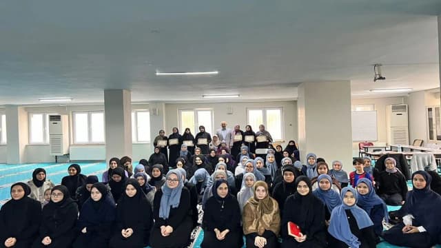 Bahçelievler'de öğrencilere hafızlık belgeleri verildi
