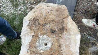 Konya'da cami önündeki heykel kaidesinin çalınmasıyla ilgili 3 şüpheli yakalandı