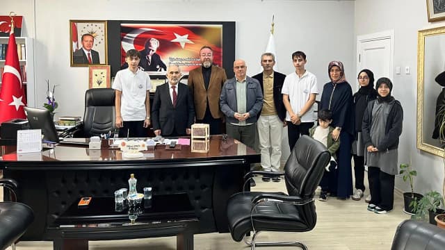 Öğretmen ve öğrencilerinden müftülüğe anlamlı ziyaret