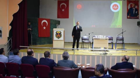 Hükümlüler "Rahmet ve Ümit" konferansında buluştu