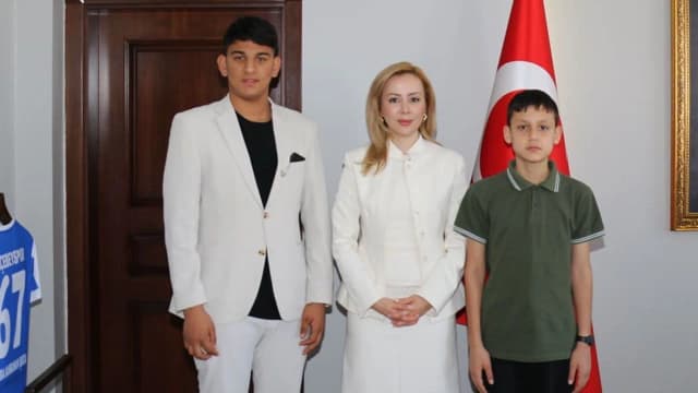 Gökçebey'de hafızlar umreyle ödüllendirildi