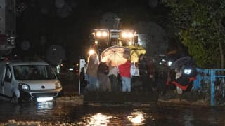 İstanbul'u sağanak vurdu