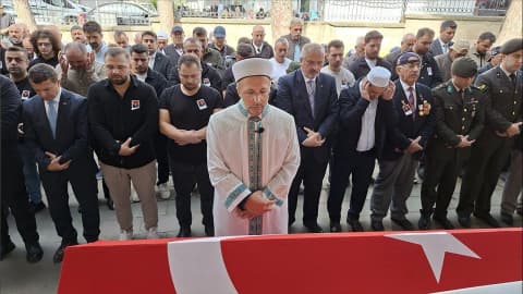 Kıbrıs gazisi Hikmet Deniz Samsun'da ebediyete uğurlandı