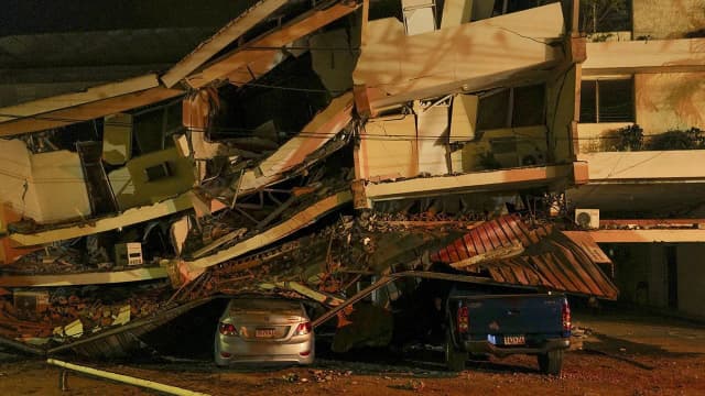 Panama'da 7,7 büyüklüğünde deprem