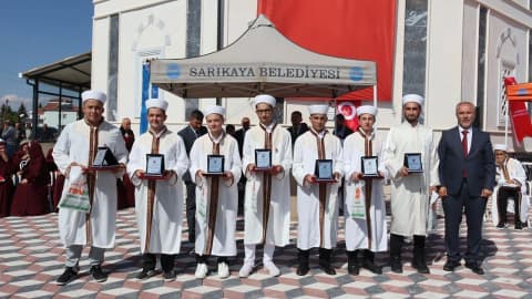 İbrahim Aydoğan Külliyesi dualarla açıldı, 33 hafız icazet aldı