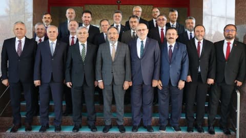 Diyanet İşleri Başkanı Arpaguş, yeni atanan il müftülerini kabul etti