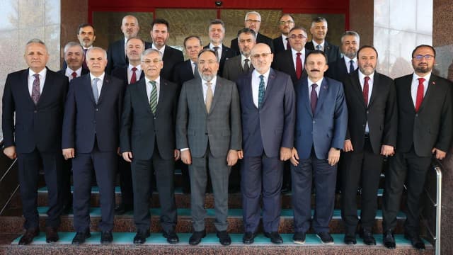 Diyanet İşleri Başkanı Arpaguş, yeni atanan il müftülerini kabul etti