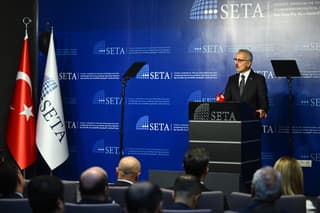 Bakan Uraloğlu, "Değişen Küresel Ulaştırma Jeopolitiği ve Kalkınma Yolu Projesi Konferansı"nda konuştu: