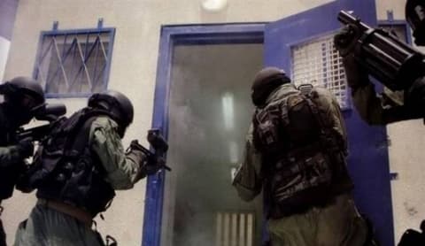 الأسرى الفلسطينيون في سجون الاحتلال: ثلاث سنوات من القمع