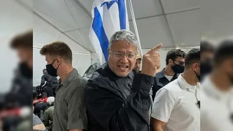 بن غفير يقتحم زنزانة الأسير حسن سلامة ويهدده بالقتل