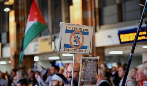 هولندا تأسف لسحب الاحتلال اعتماد دبلوماسييها في الضفة: قرار غير ضروري