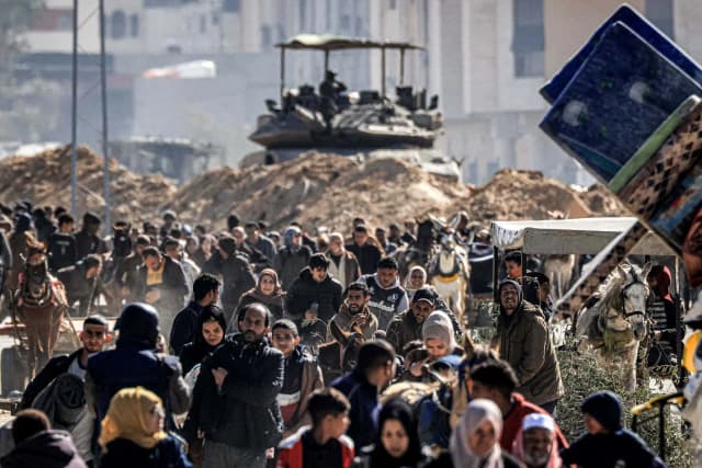هيئة حقوقية: الأونروا أسقطت من سجلاتها نحو 174 ألف لاجئ فلسطيني في سوريا وغزة
