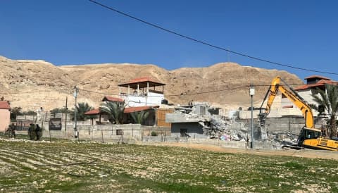 هُجّرت عائلاتها قبل أشهر.. مستوطنون يشرعون بإقامة بؤرة في «اسطيح»