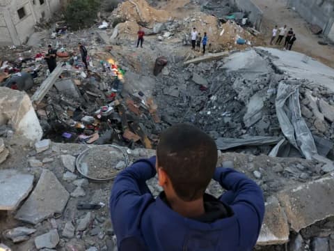 عام على وقف إطلاق النار في غزة.. 1467 شهيدًا و5355 خرقًا إسرائيليًا