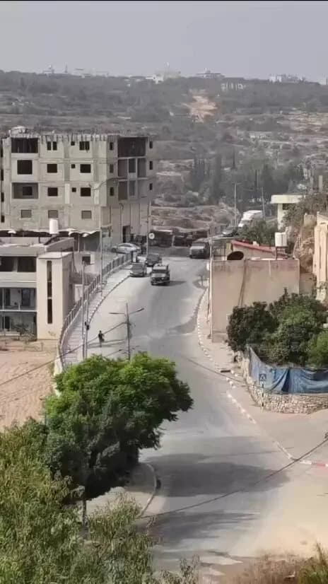ملخص ما جرى في سلفيت.. اقتحام واسع ومداهمة مؤسسات وإغلاق طرق
