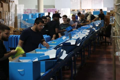 كيف تُصنع استطلاعات الرأي والانتخابات في "إسرائيل"؟