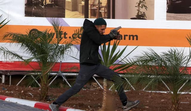 ماذا على الفلسطيني أن يفعل؟